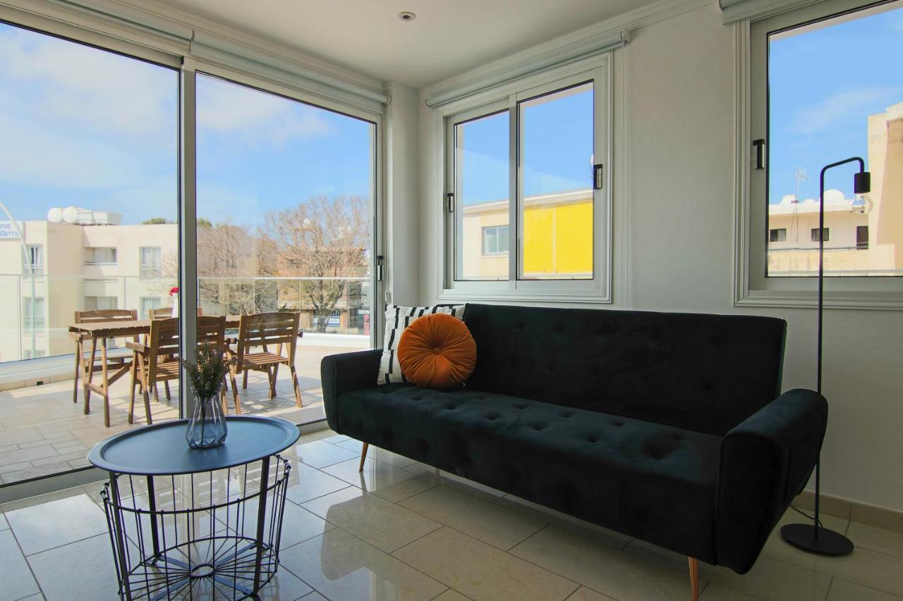 Phaedrus Living: Seaside Modern Flat Lighthouse 63 Apartamento Pafos Exterior foto