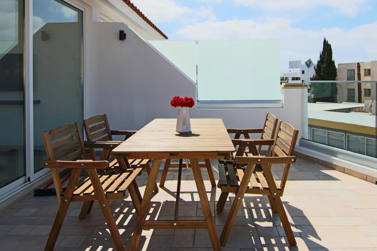 Phaedrus Living: Seaside Modern Flat Lighthouse 63 Apartamento Pafos Exterior foto