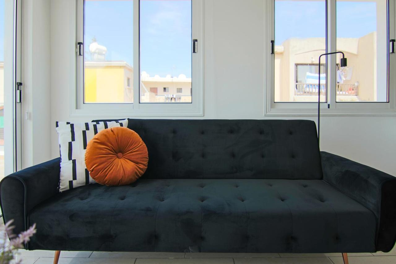 Phaedrus Living: Seaside Modern Flat Lighthouse 63 Apartamento Pafos Exterior foto